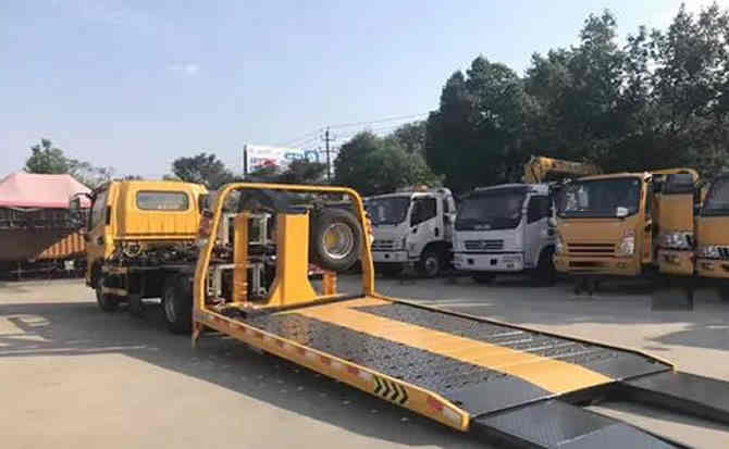 当雄汽车中途维修案例